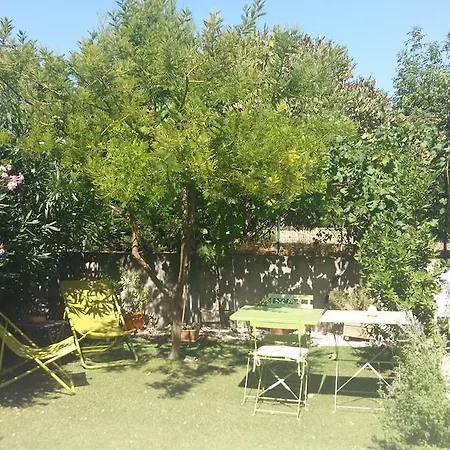 Au Bon Penequet فندق مبيت وإفطار 4*