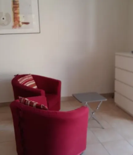 לינה וארוחת בוקר Au Bon Penequet 4*